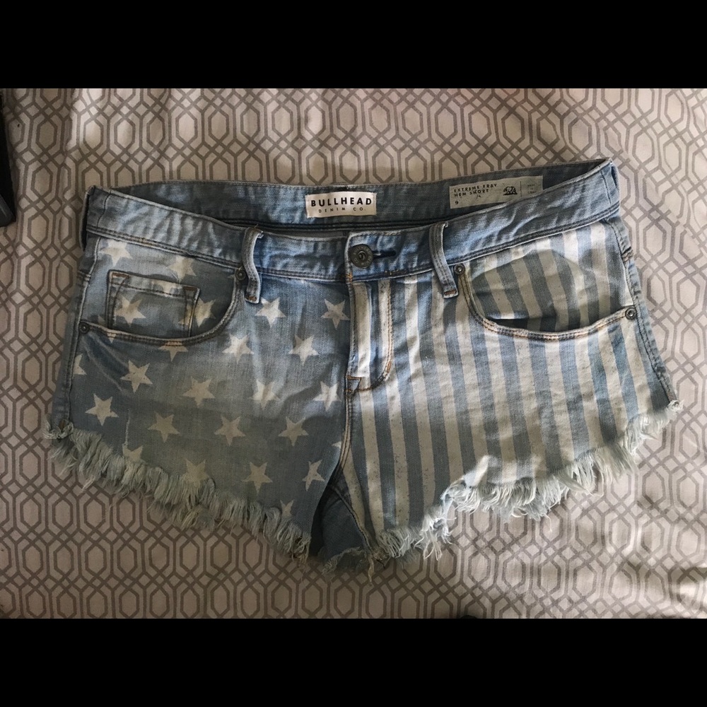 Bullhead shorts